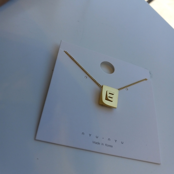 Super High Polished Block Initial (E) Monogram 18k Gold Filled Necklace - Picture 6 of 7